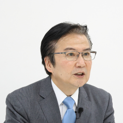 荒井 英夫さん